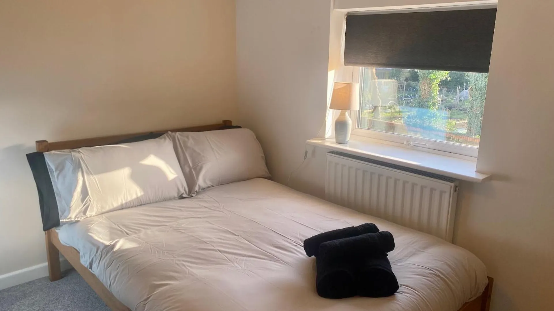 Σπίτι διακοπών Cosy 3 Bedroom House, Bath Road, Τσέλτενχαμ Ηνωμένο Βασίλειο
