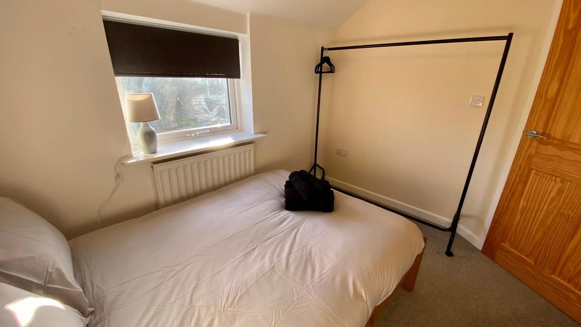 Σπίτι διακοπών Cosy 3 Bedroom House, Bath Road, Τσέλτενχαμ Ηνωμένο Βασίλειο
