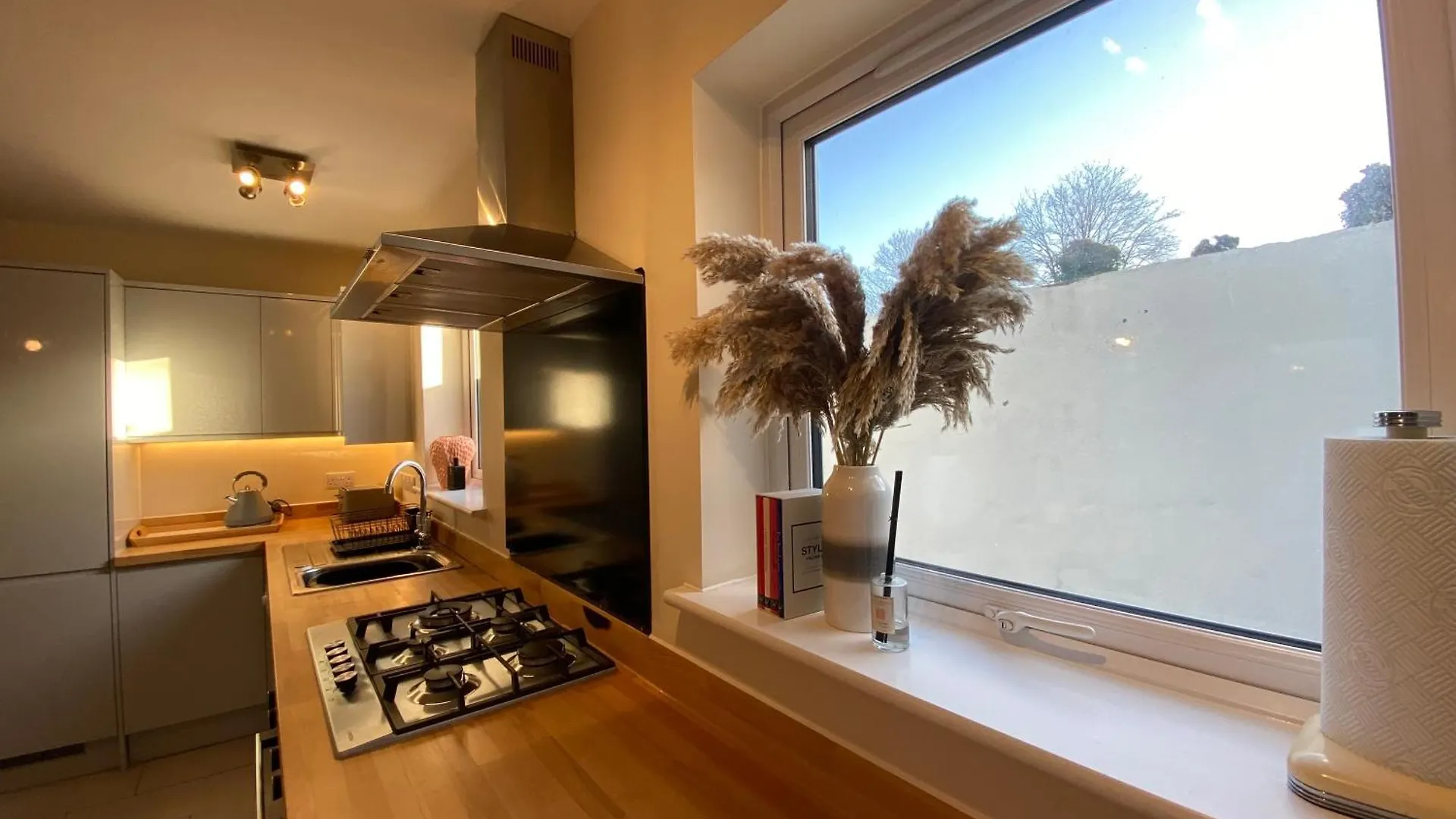 Holiday home Cosy 3 Bedroom House, Bath Road, Cheltenham