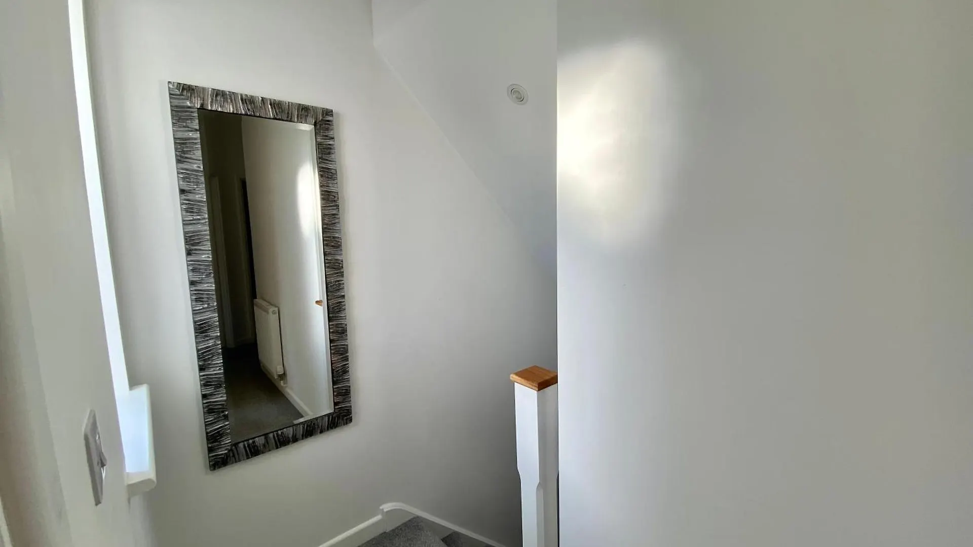 Cosy 3 Bedroom House, Bath Road, Cheltenham Holiday home